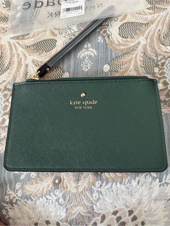 kate spade Handbags - Kate Spade New York Green Saffiano Leather Wristlet P04784 MSRP $88